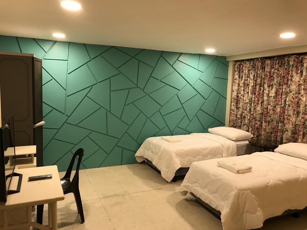 Hotel Residencia Marfel à Tacloban Extérieur photo